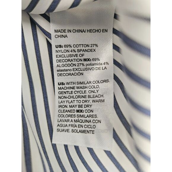 Chico's size 1 blouse - Picture 4 of 6